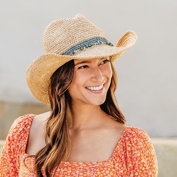 Chic Straw Hat with Turquoise Accent main image 6